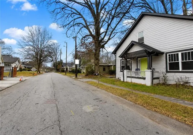 4th image of 1174 Princess Ave Sw, Atlanta, GA 30310 | MLS# 7720834