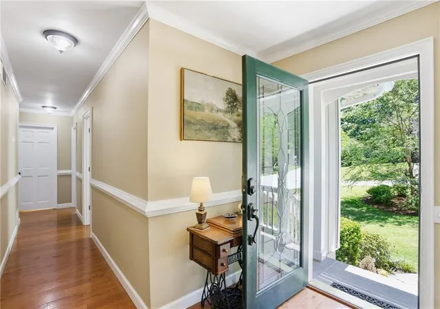 Photo 3 of Sale Pending at 3214 Flint Lock Way Nw, Marietta, GA 30064 | MLS# 7819202 | Listing updated on 2026-09-14