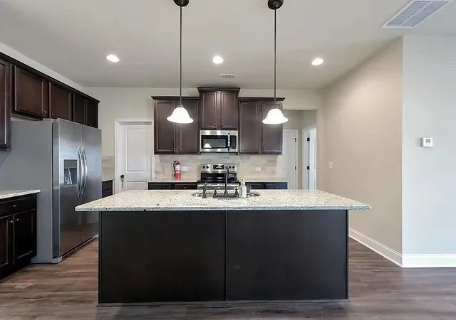 5th image of 2454 Walker Dr, Hampton, GA 30228 | MLS# 7702413