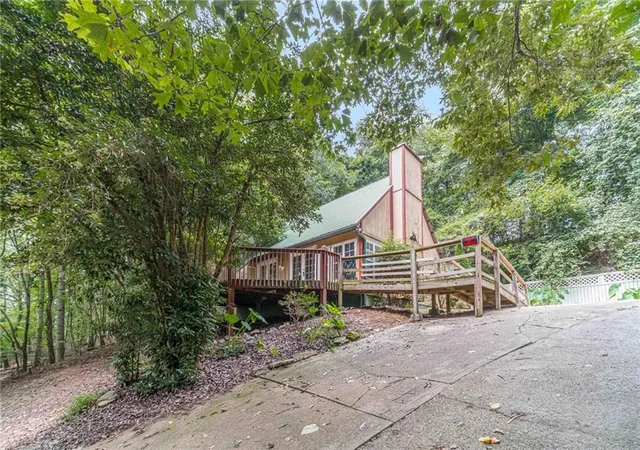 Photo 2 of Sale Pending at 6224 Grant Frd Rd, Gainesville, GA 30506 | MLS# 7813905 | Listing updated on 2026-08-29