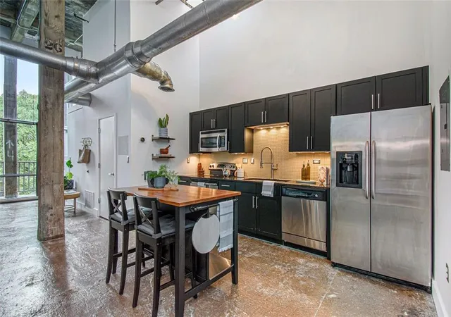 Condominium at 659 Auburn Ave Ne #203, Atlanta, GA 30312 | MLS# 6946680 | | Sold on 2021-11-02