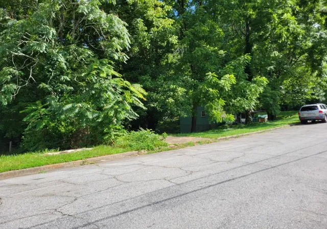 Photo 2 of Land for sale at 1360 Redford Se, Atlanta, GA 30315 | MLS# 7421862 | Listing updated on 2026-09-07