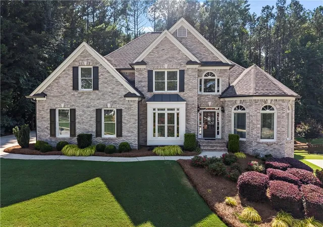 Photo 1 of Sale Pending at 120 Crk Bank Dr, Acworth, GA 30101 | MLS# 7801732 | Listing updated on 2026-08-29