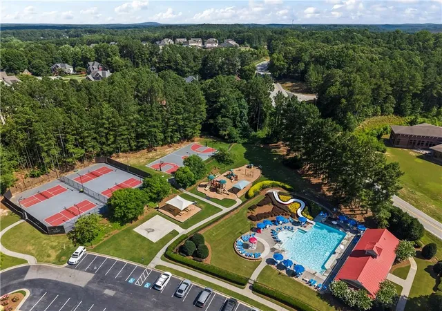 Photo 48 of Sale Pending at 120 Crk Bank Dr, Acworth, GA 30101 | MLS# 7801732 | Listing updated on 2026-08-29