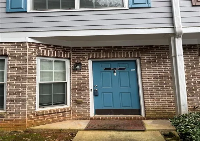 2nd image of 2502 Walden Lake Dr, Decatur, GA 30035 | MLS# 7798563