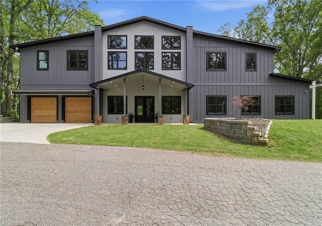 Photo 1 of Single family home for sale at 7258 Island Ml Rd Se, Acworth, GA 30102 | MLS# 7707119 | Listing updated on 2026-08-16