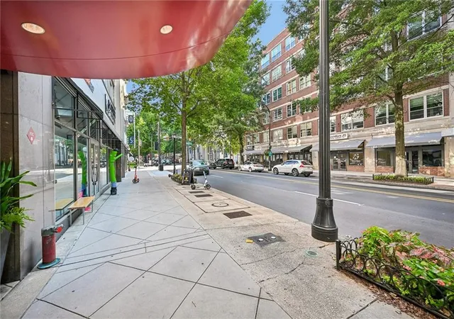 4th image of 805 Peachtree St Ne, Atlanta, GA 30308