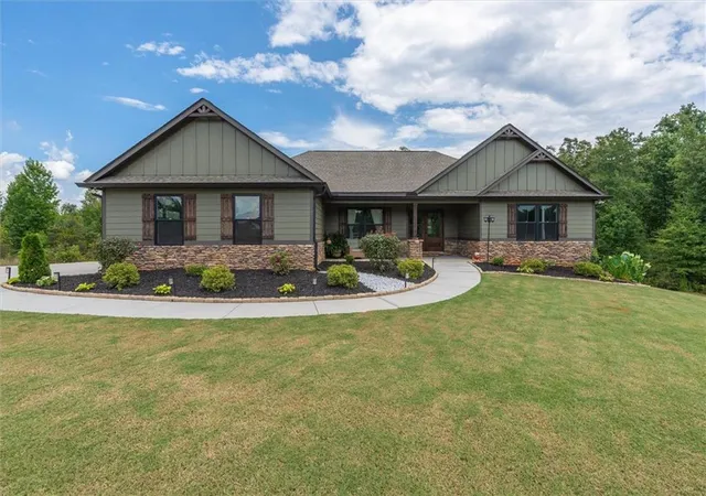 Photo 1 of Single family home for sale at 441 Lovell Rd, Temple, GA 30179 | MLS# 7819212 | Listing updated on 2026-08-18