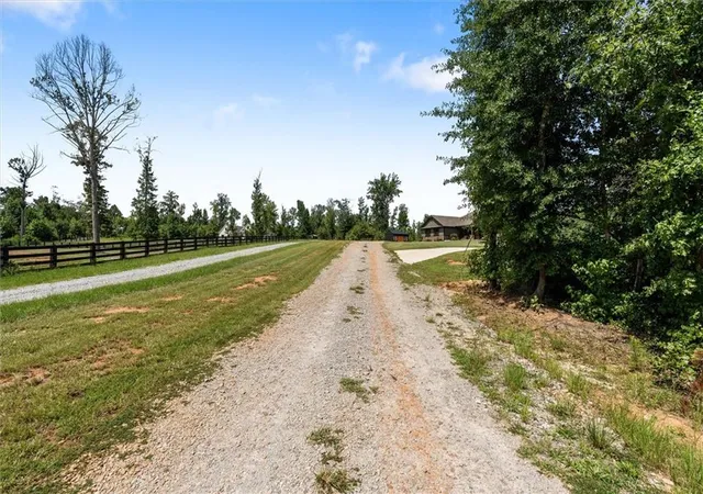Photo 4 of Single family home for sale at 441 Lovell Rd, Temple, GA 30179 | MLS# 7819212 | Listing updated on 2026-08-18