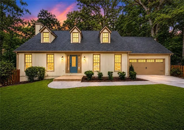 1st image of 1476 W Lake Dr, Gainesville, GA 30501 | MLS# 7814313