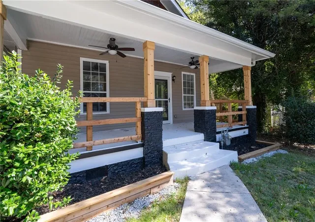 1st image of 1712 Evans Dr Sw, Atlanta, GA 30310 | MLS# 7779664