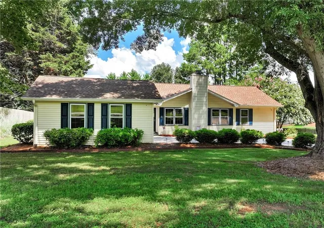 Photo 1 of Sale Pending at 5658 Raintree Tr, Oakwood, GA 30566 | MLS# 7808930 | Listing updated on 2026-09-07