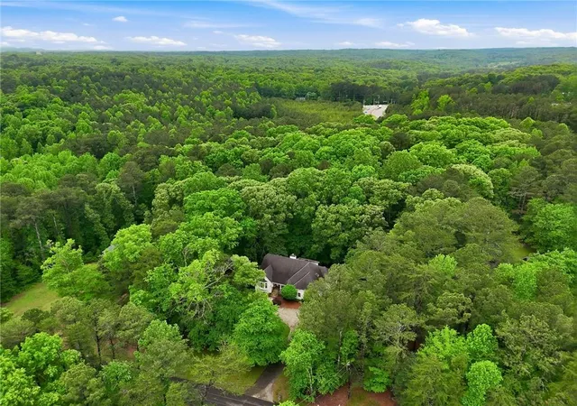 Photo 2 of Single family home for sale at 659 Hidden Branches Trl, Canton, GA 30115 | MLS# 7818478 | Listing updated on 2026-09-05