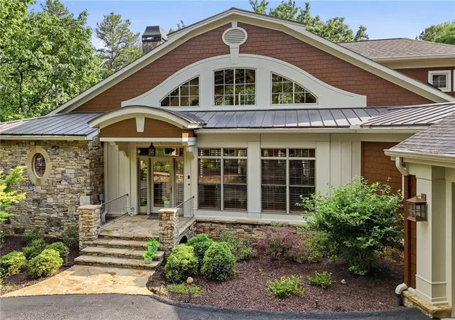 Photo 3 of Sale Pending at 549 Petit Ridge Dr, Jasper, GA 30143 | MLS# 7785104 | Listing updated on 2026-07-18