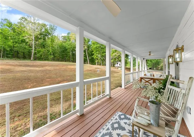 Homes for sale in Maysville, GA | 1407 Dixon Bridge Rd, Maysville, GA 30558 | MLS# 7753930