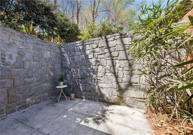 Listing Photo 2 - Condo for sale in building located at 1933 Mclendon Ave Ne, Atlanta, GA 30307 - Unit #B