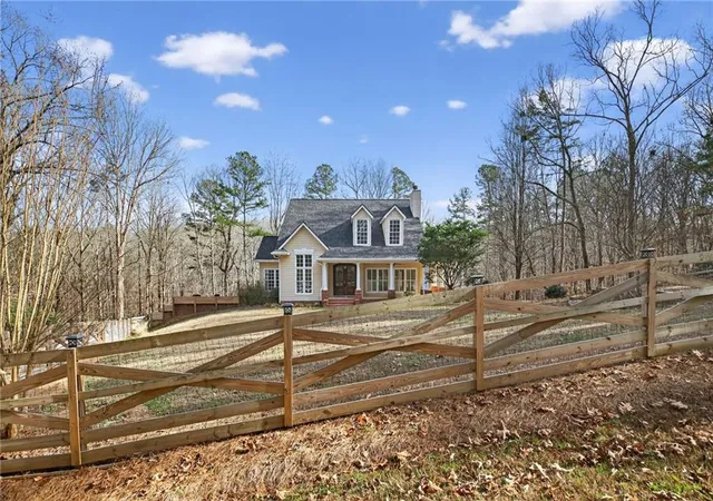 Homes for sale in Tallapoosa, GA | 135 Oakland Ct, Tallapoosa, GA 30176 | MLS# 7706731