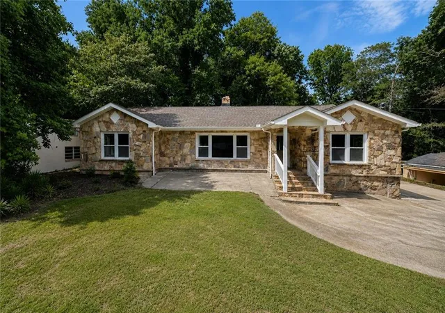 Photo 1 of Sale Pending at 1721 Hortense Pl Nw, Atlanta, GA 30318 | MLS# 7778996 | Listing updated on 2026-08-21