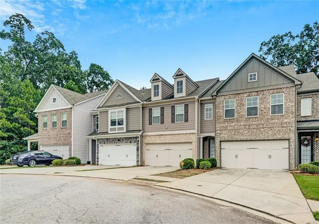 Photo 3 of Sale Pending at 3908 Augustine Pl, Rex, GA 30273 | MLS# 7820182 | Listing updated on 2026-09-18