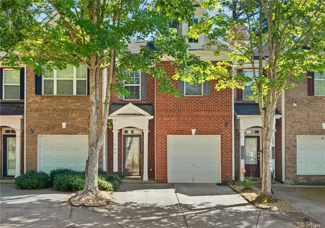 Townhouse for sale at 1290 Adcox Sq, Stone Mountain, GA 30088 | MLS# 7827311