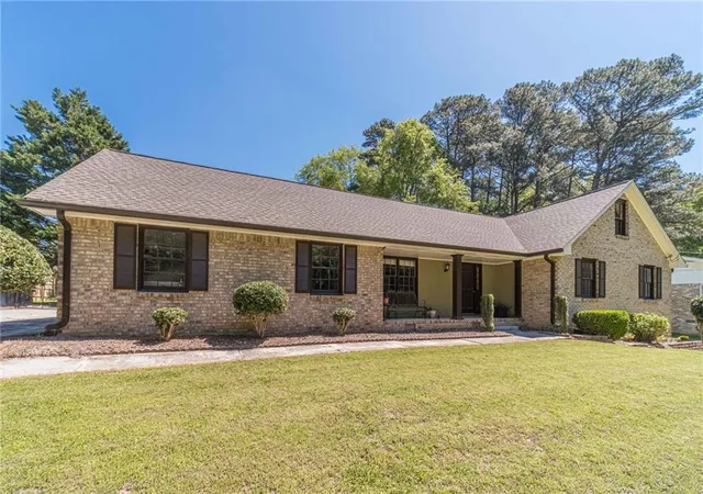 Photo 3 of Single family home for sale at 2272 Kimberley Way, Snellville, GA 30078 | MLS# 7752065 | Listing updated on 2026-08-18