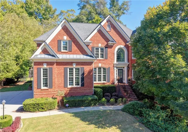 Photo 1 of Single family home for sale at 950 Gunter Ct, Alpharetta, GA 30022 | MLS# 7854291 | Listing updated on 2026-10-28