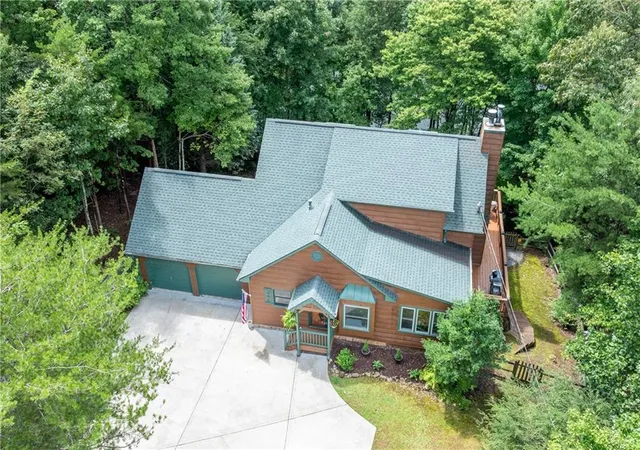 2nd image of 427 N Lake Dr, Ellijay, GA 30536 | MLS# 7815800