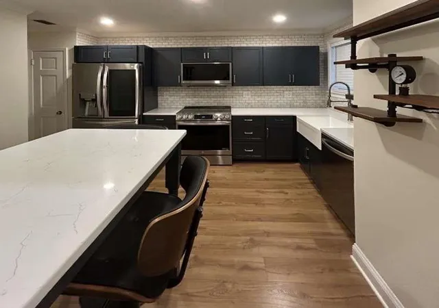 Listing Photo 4 - Condo for sale in building located at 1230 Piedmont Ave, Atlanta, GA 30309 - Unit #404