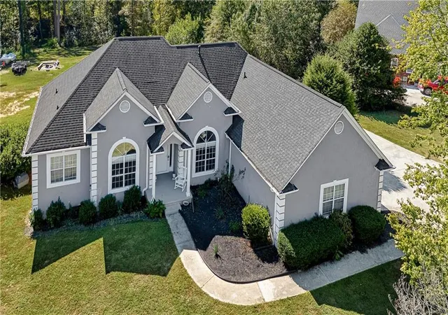 Photo 1 of Single family home for sale at 12136 Edgewater Dr, Hampton, GA 30228 | MLS# 7841134 | Listing updated on 2026-10-22