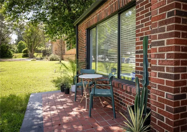 Photo 3 of Single family home for sale at 1377 Mlk Jr Dr, Atlanta, GA 30314 | MLS# 7794363 | Listing updated on 2026-08-07