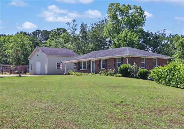 2nd image of 1559 Atlanta Hwy Se, Winder, GA 30680 | MLS# 7775790