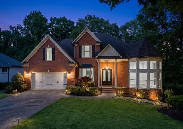 2nd image of 6185 Masters Club Dr, Suwanee, GA 30024 | MLS# 7813056