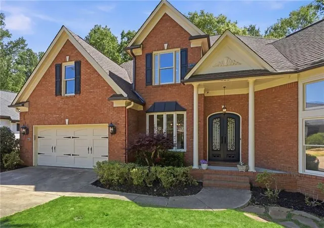 3rd image of 6185 Masters Club Dr, Suwanee, GA 30024 | MLS# 7813056