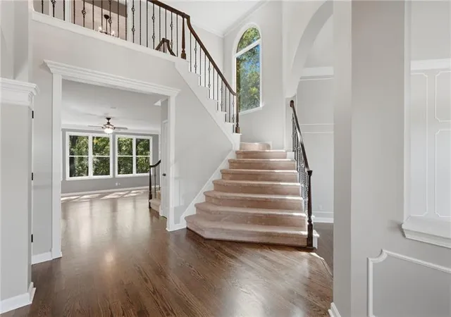 5th image of 6185 Masters Club Dr, Suwanee, GA 30024 | MLS# 7813056