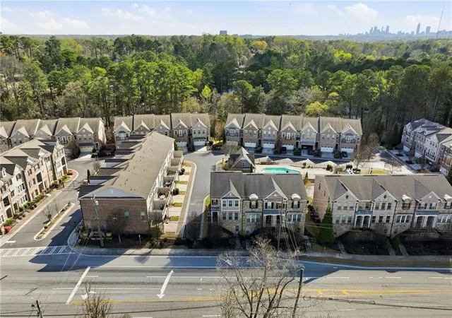 4th image of 1764 Alec Pl Ne, Atlanta, GA 30329 | MLS# 7733739