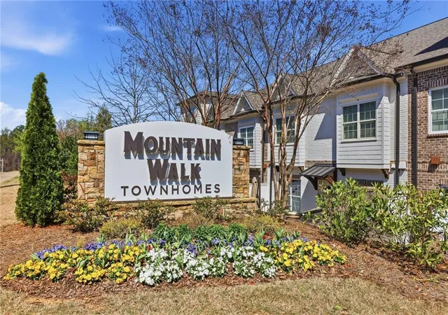 2nd image of 1241 Hightower Xing Nw, Marietta, GA 30060 | MLS# 7762660