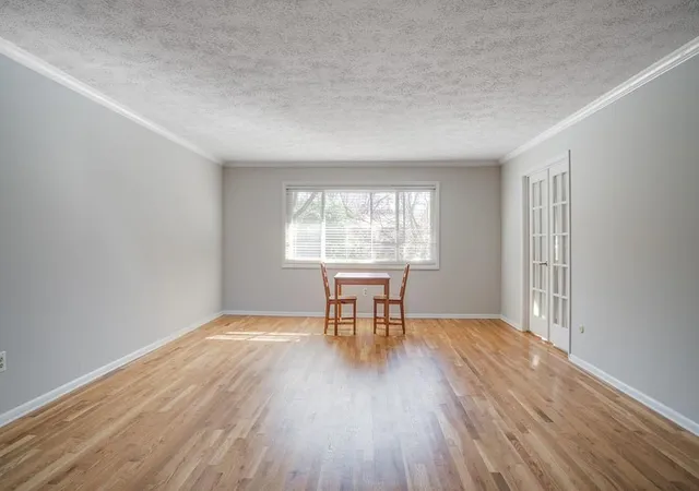 Condominium at 115 Biscayne Dr Nw #E-6, Atlanta, GA 30309 | MLS# 6692762 | | Sold on 2020-04-30