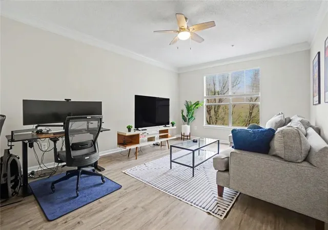 3rd image of 10 Perimeter Smt, Brookhaven, GA 30319