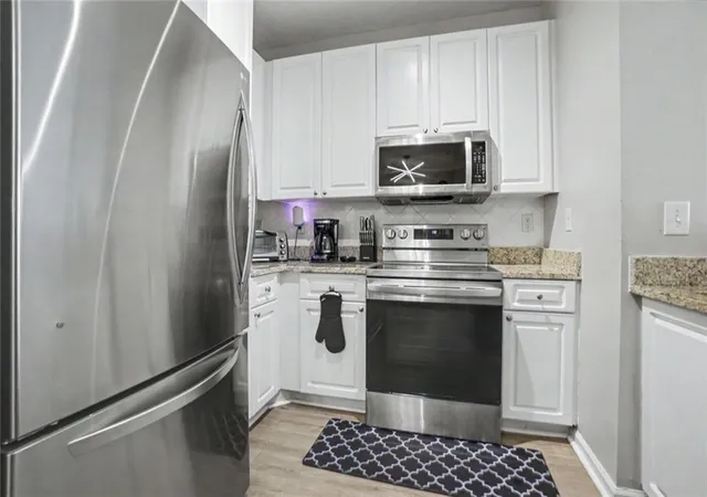 5th image of 10 Perimeter Smt, Brookhaven, GA 30319