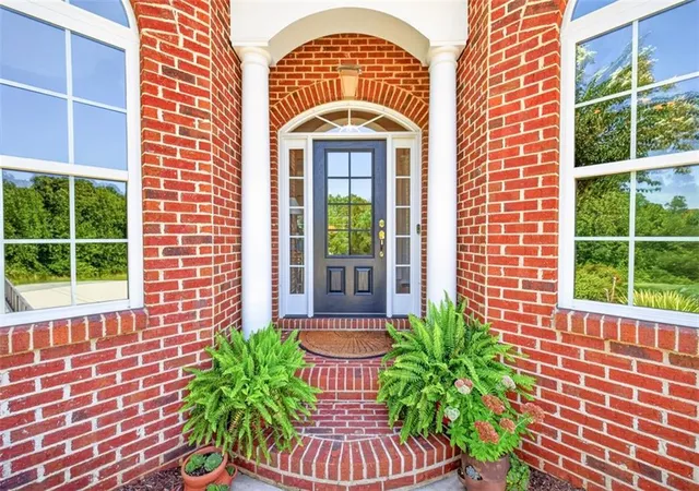 2nd image of 3805 Reservoir Dr, Gainesville, GA 30507 | MLS# 7825398