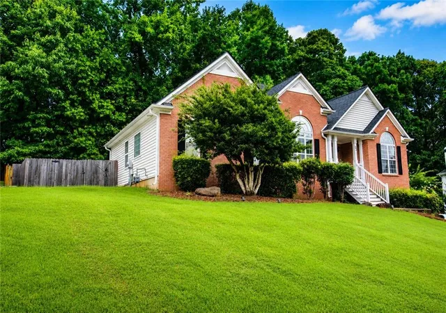 3rd image of 73 Riverstone Dr, Hiram, GA 30141 | MLS# 7789794