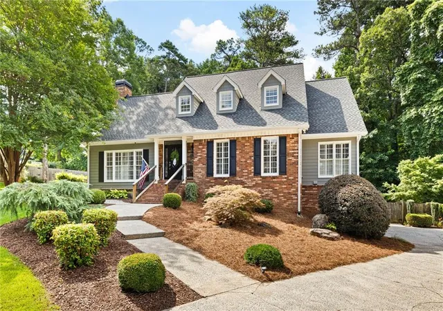 Photo 2 of Sale Pending at 491 Timberlea Lake Dr Se, Marietta, GA 30067 | MLS# 7793035 | Listing updated on 2026-09-29