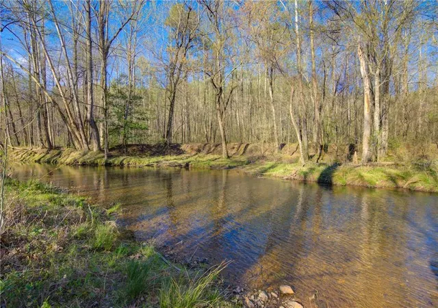2nd image of 9031 Steve Tate Hwy, Dawsonville, GA 30534 | MLS# 7744071
