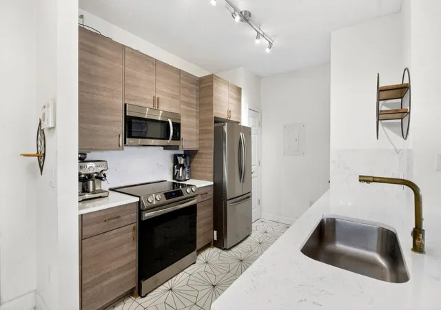 2nd image of 955 Juniper St Ne #3028, Atlanta, GA 30309 | MLS# 7726445