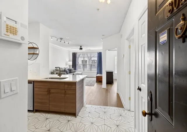 5th image of 955 Juniper St Ne #3028, Atlanta, GA 30309 | MLS# 7726445