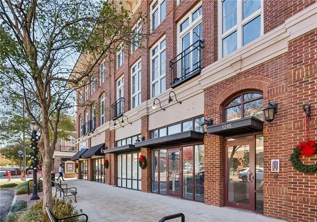 3rd image of 1245 Caroline St NE, Atlanta, GA 30307