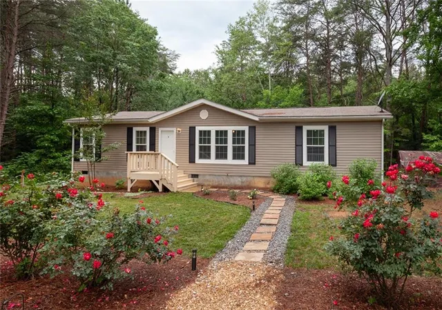 Homes for sale in Fairmount, GA | 10849 Fairmount Hwy, Fairmount, GA 30139 | MLS# 7777579