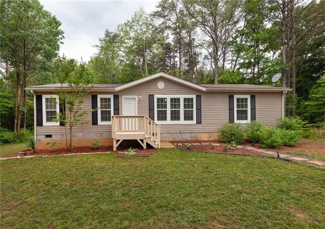 Homes for sale in Fairmount, GA | 10849 Fairmount Hwy, Fairmount, GA 30139 | MLS# 7777579