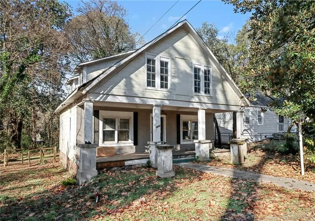 1st image of 2901 8th St, Atlanta, GA 30344 | MLS# 7686659