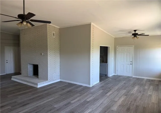 3rd image of 2111 E Piedmont Rd, Marietta, GA 30062 | MLS# 7757251